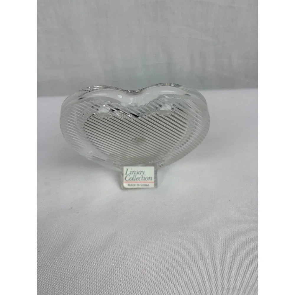 Linsay Collection Heart Shaped Clear Ribbed Glass Picture‎ Frame Tabletop Decor